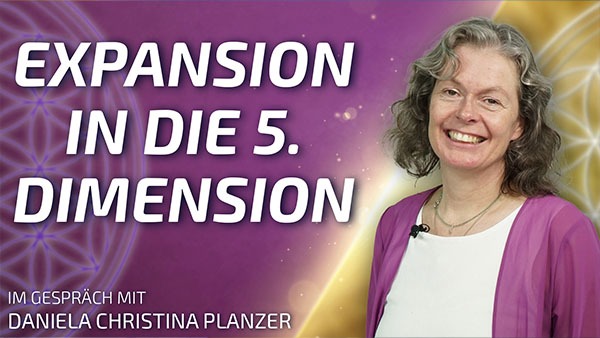 Expansion in die 5. Dimension - Daniela Christina Planzer im Gespräch